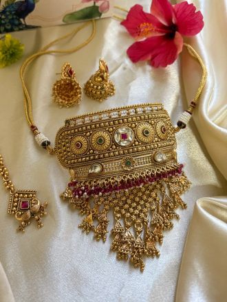 Choker Set